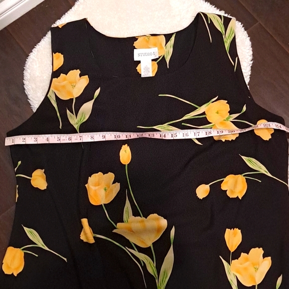 STUDIO I LOVELY DRESS - Picture 7 of 9